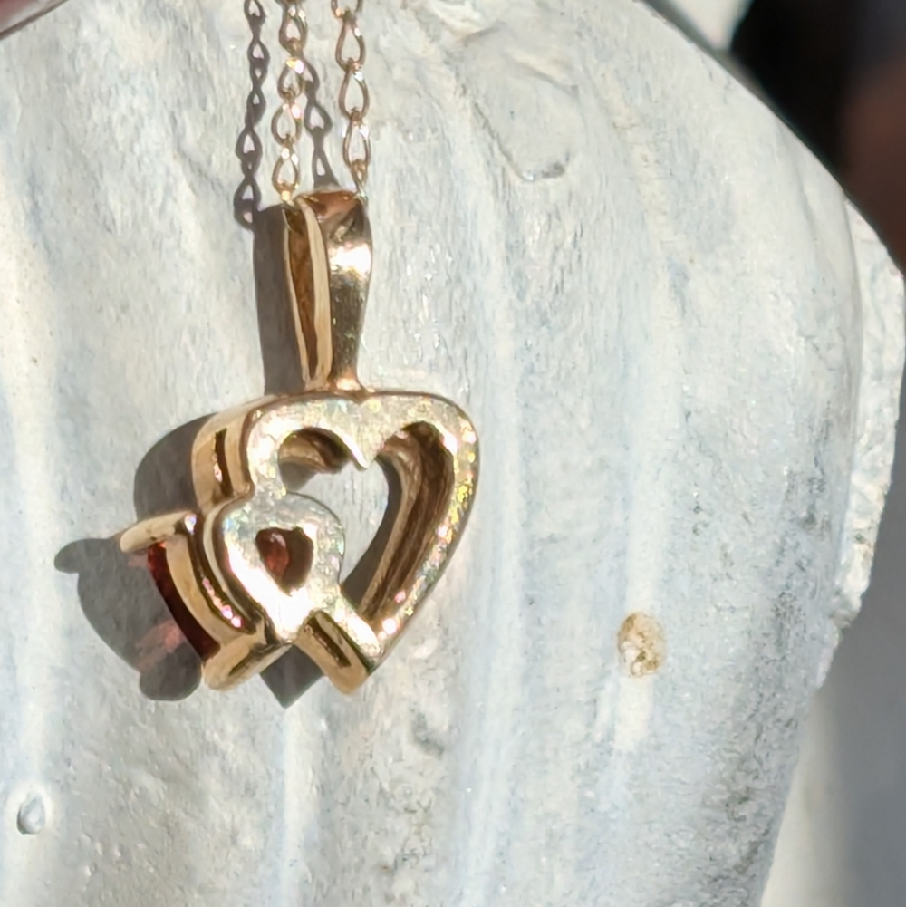 Gold Heart Pendant with Garnet and Diamonds - Picture 2 of 3